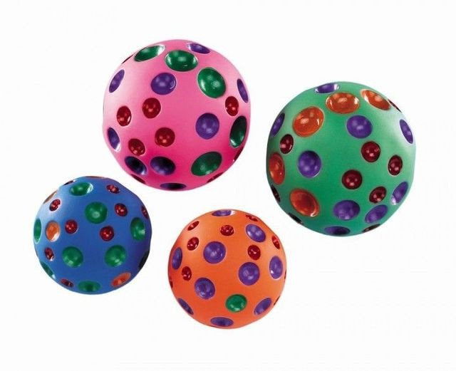 79401 Vinyl cheese ball, assorted colours,10,5 cm -  - PetsOffice