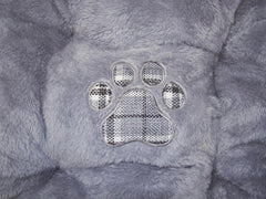 61323 NOBBY Comfort bed round Classic "KAPU" grey checker l x w x h: Ø 60 x 20 cm - PetsOffice